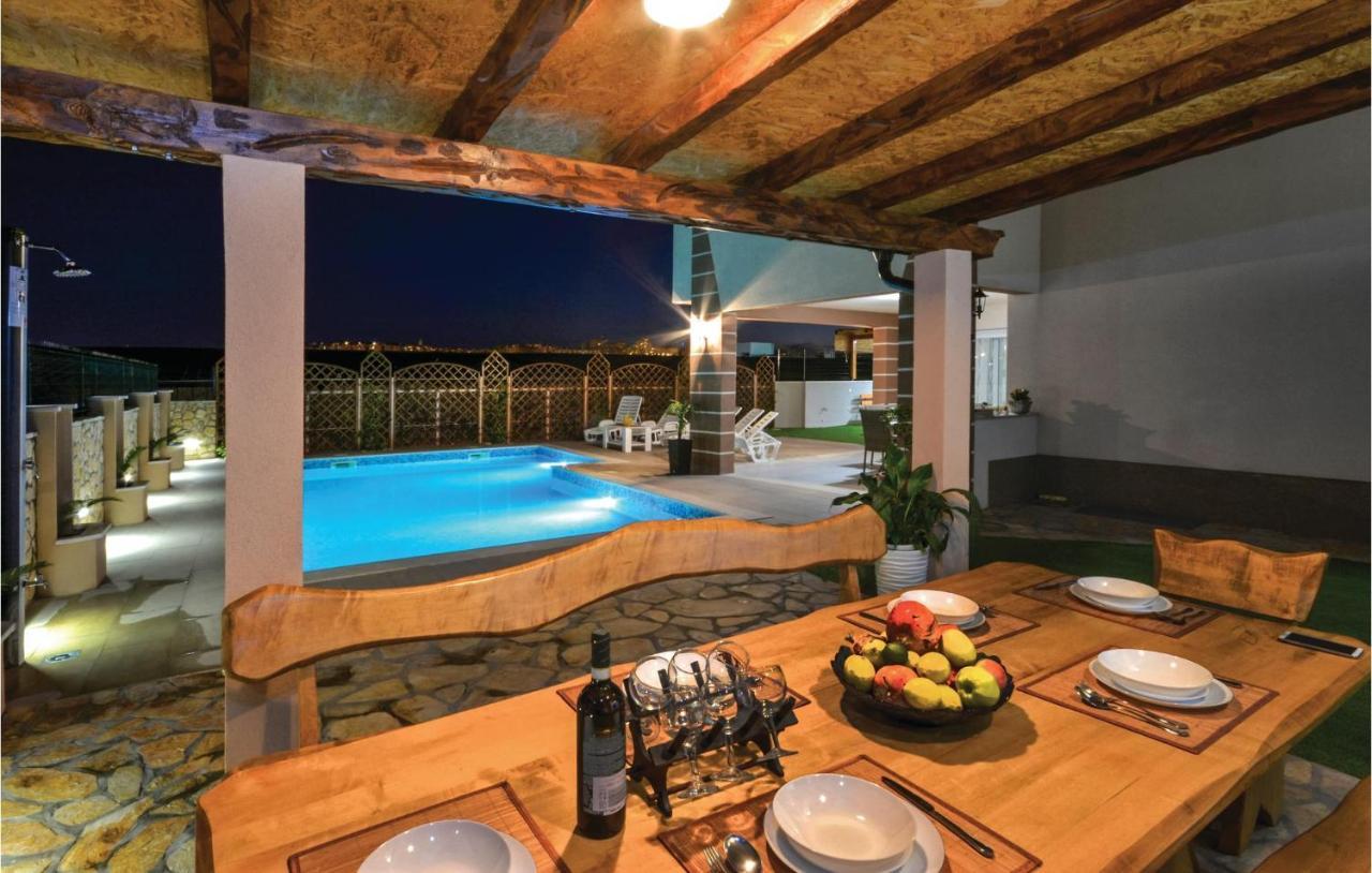 3 Bedroom Nice Home In Solin Split Luaran gambar