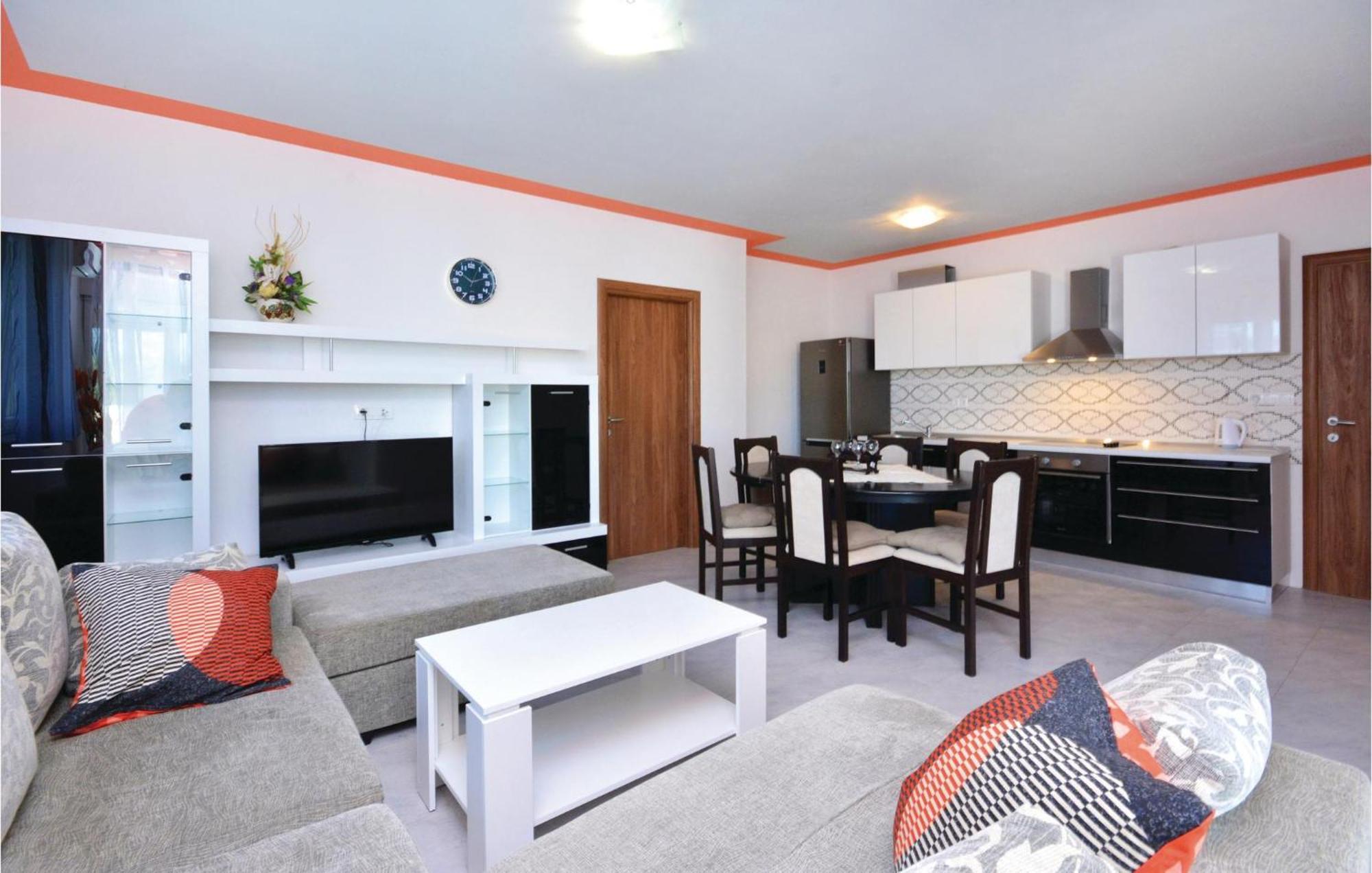 3 Bedroom Nice Home In Solin Split Luaran gambar